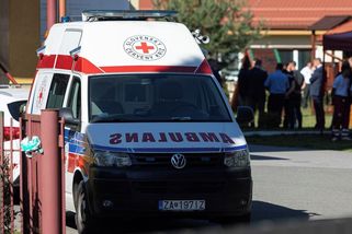 Zavřela se s ním v kanceláři a uklidnila ho. Útočníka na slovenské základce zastavila ředitelka - Novinky